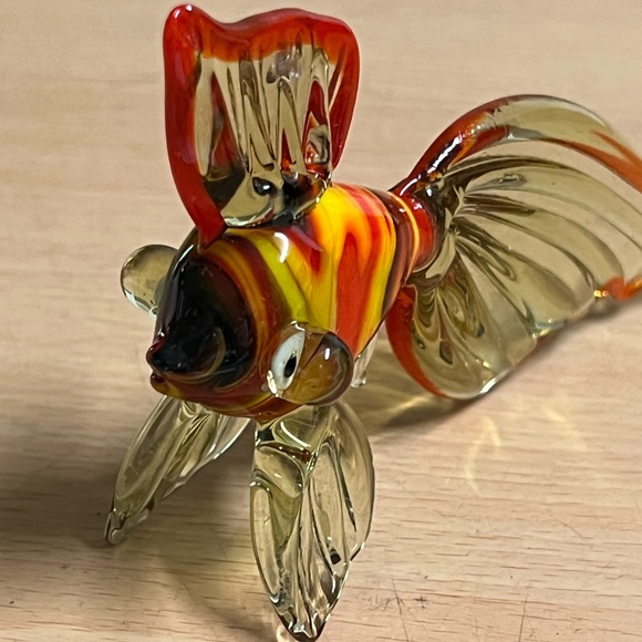 Marino Glass Fish - Picture 2 of 10